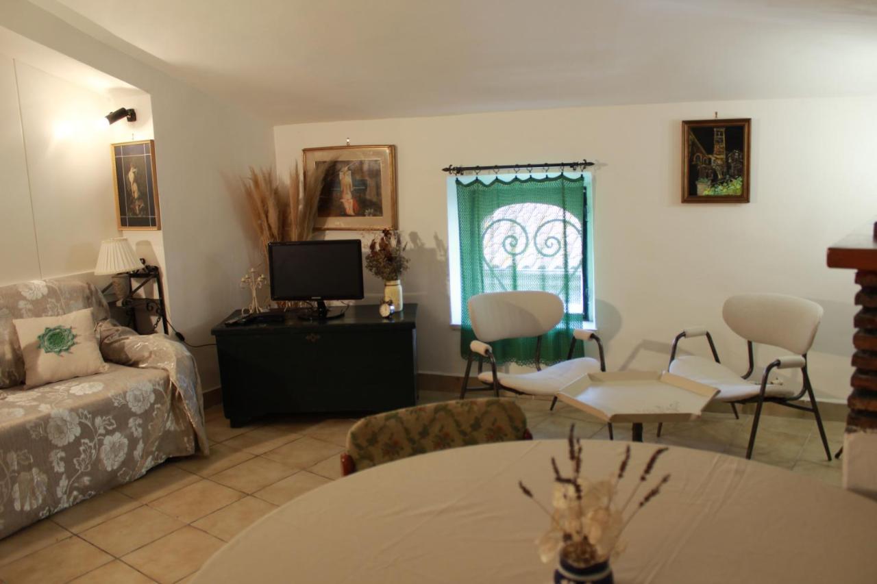 Casa Di Giulietta Villa โบมาร์โซ ภายนอก รูปภาพ